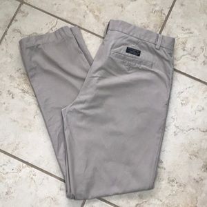 Men’s Banana Republic Khakis (33x32)